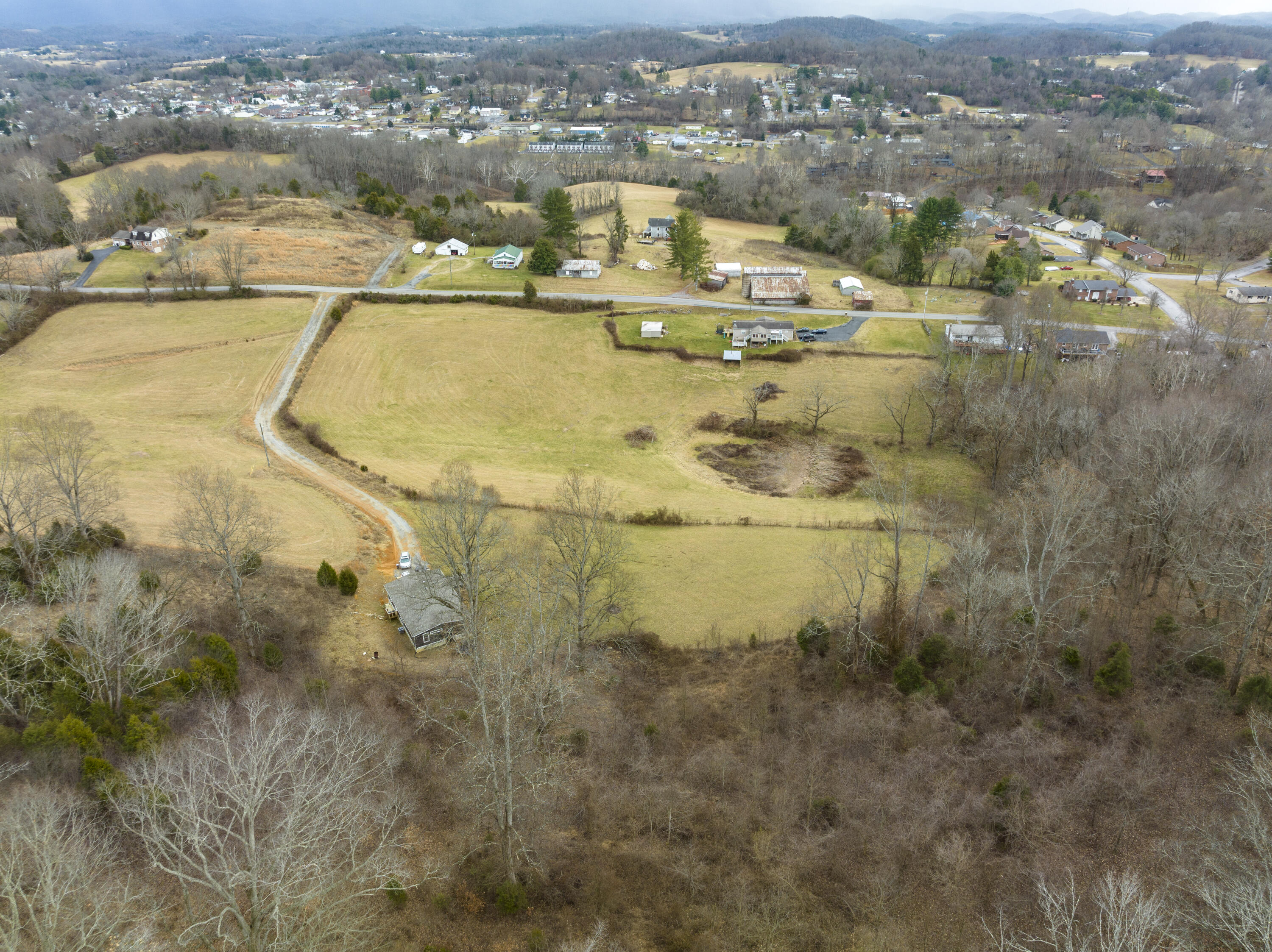 400 Egypt Road Bluff City, TN 37618 - Photo 35 of 54 59C2A93C-1426-4019-A2A8-2C09C729C24F