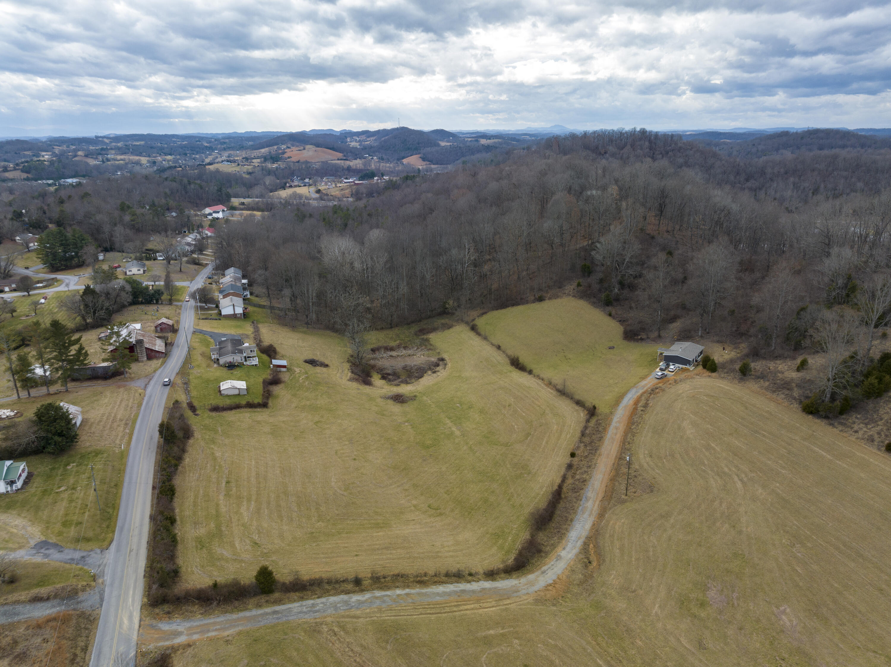 400 Egypt Road Bluff City, TN 37618 - Photo 39 of 54 BBC310A7-94E2-46BD-B470-9429741E9638