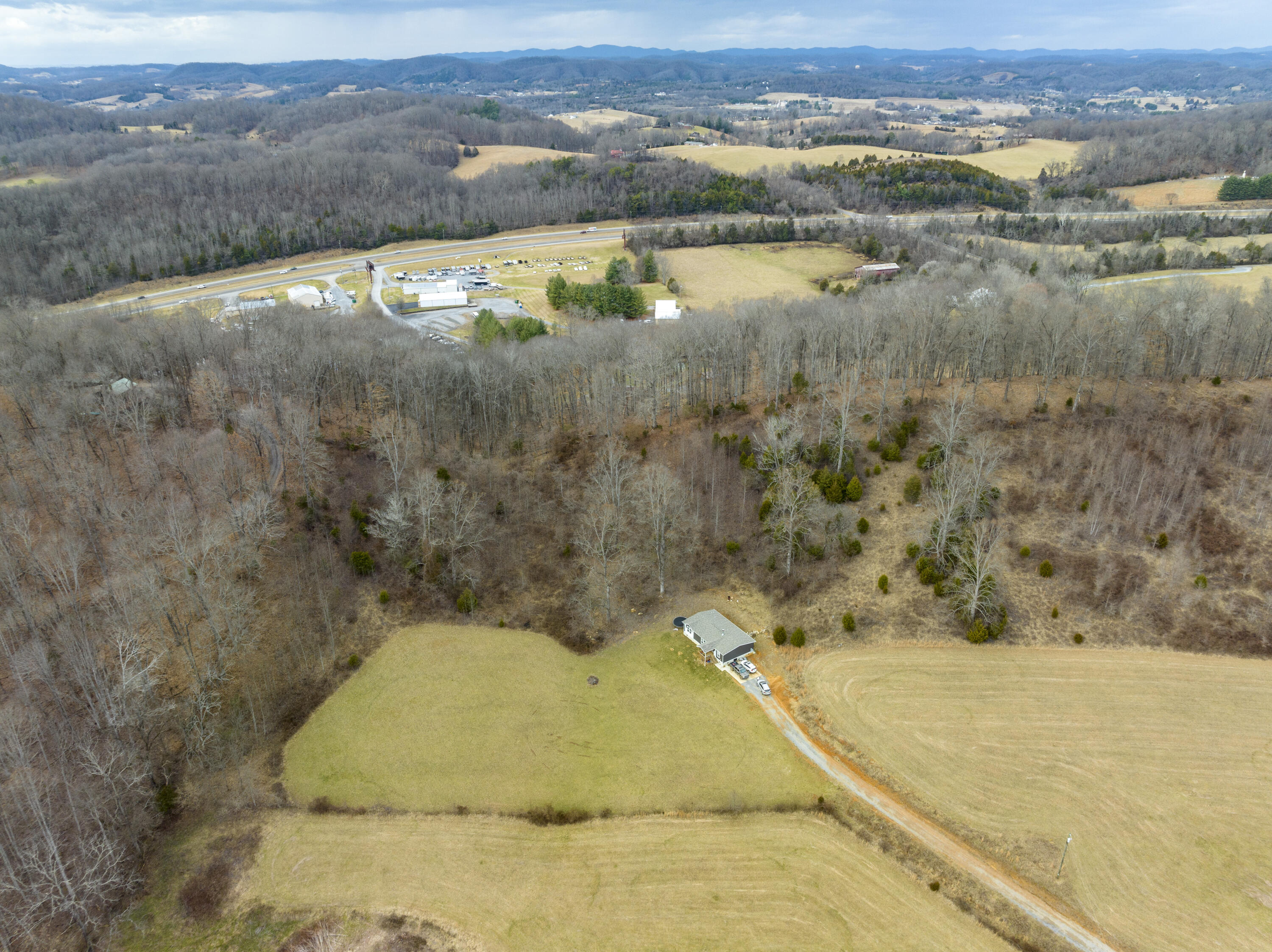 400 Egypt Road Bluff City, TN 37618 - Photo 43 of 54 019F78ED-D021-46D5-9A6A-2123A934B9F5