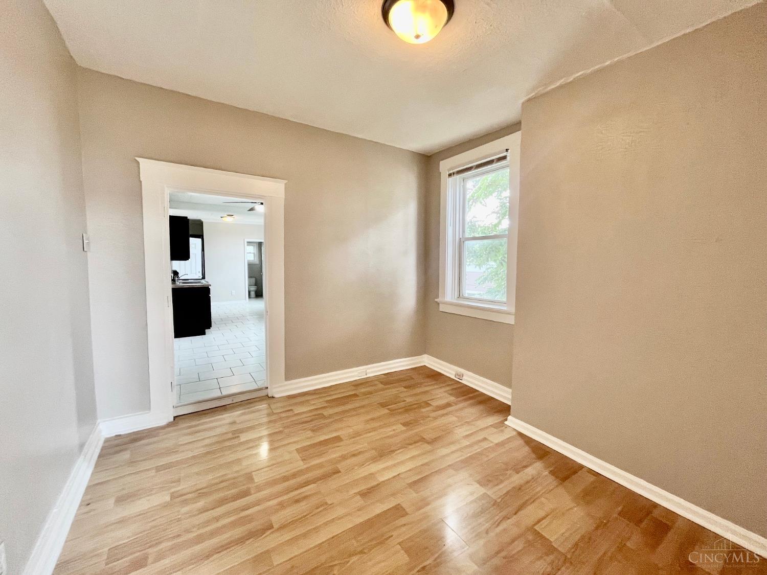 8914 Reading Road Reading, OH 45215 - Photo 20 of 24 Unit 4