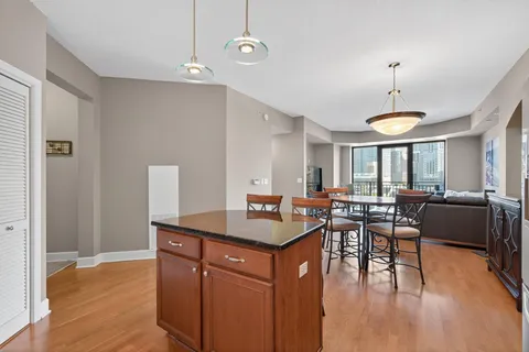 $239,900 | 500 East Grant Street, Unit 709, Minneapolis, MN 55404