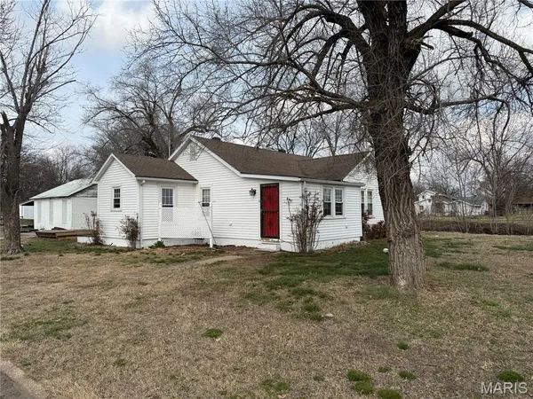 $100,000 | 448 Crowe Street, Sikeston, MO 63801