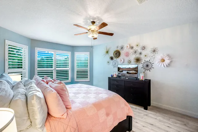 $749,900 | 9760 Vineyard Court, Boca Raton, FL 33428