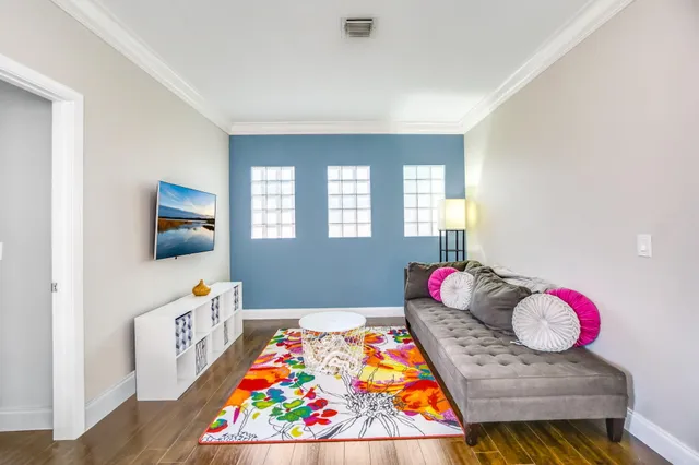 $749,900 | 9760 Vineyard Court, Boca Raton, FL 33428