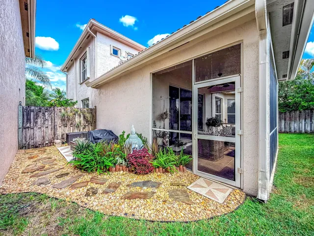 $749,900 | 9760 Vineyard Court, Boca Raton, FL 33428