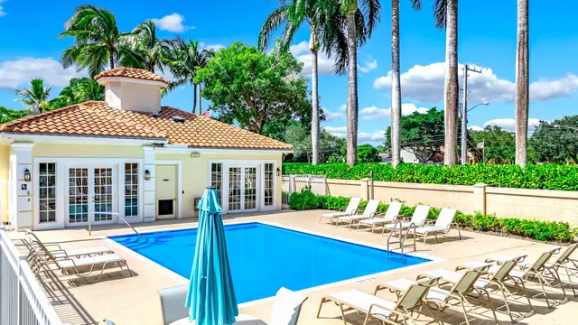 $749,900 | 9760 Vineyard Court, Boca Raton, FL 33428