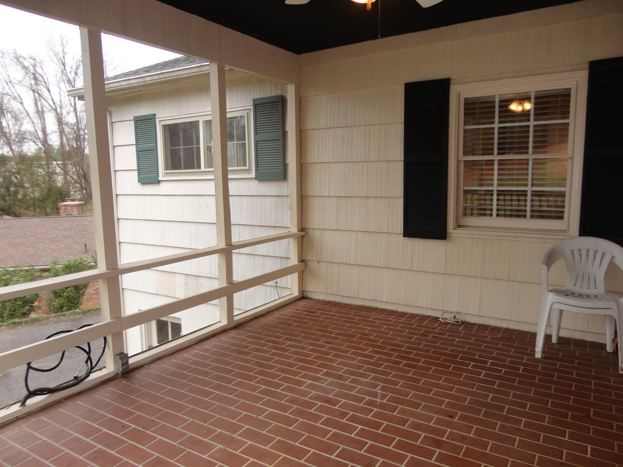 605 Hemlock Road Southwest Knoxville, TN 37919 - Photo 14 of 32 Gallery Image 14