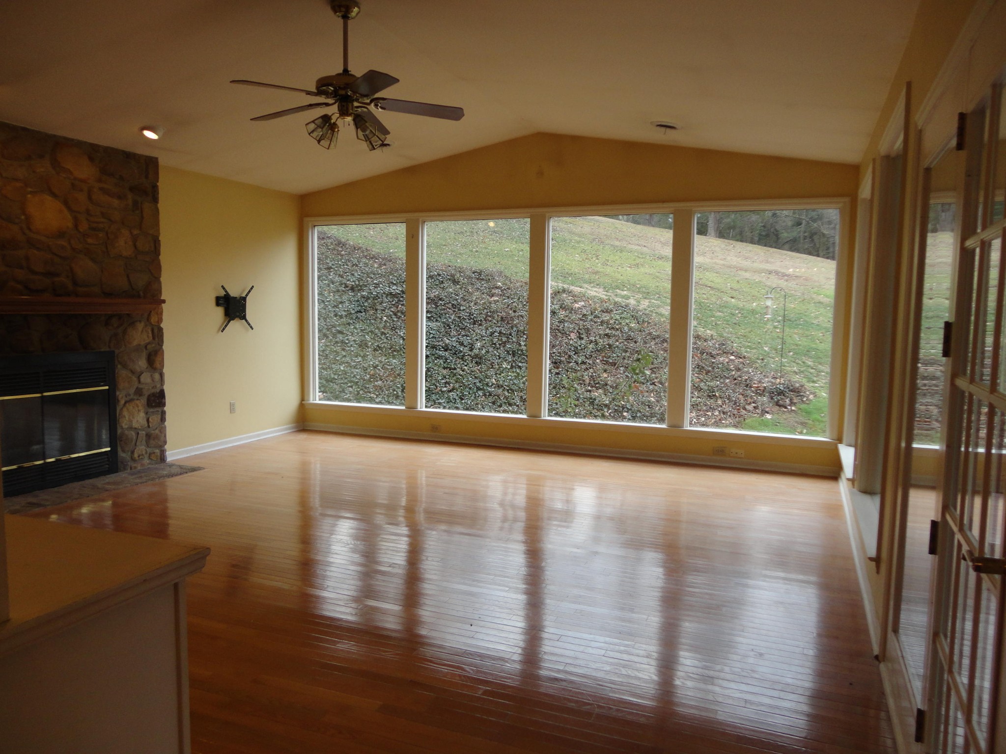 605 Hemlock Road Southwest Knoxville, TN 37919 - Photo 18 of 32 Gallery Image 18