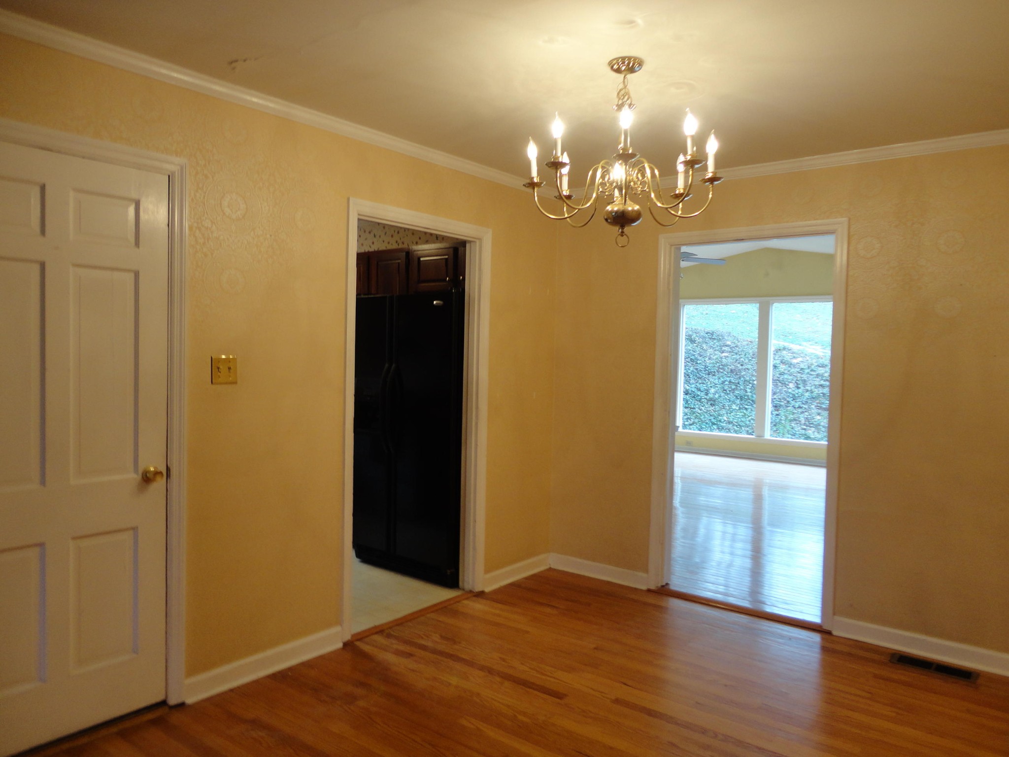 605 Hemlock Road Southwest Knoxville, TN 37919 - Photo 5 of 32 Gallery Image 5