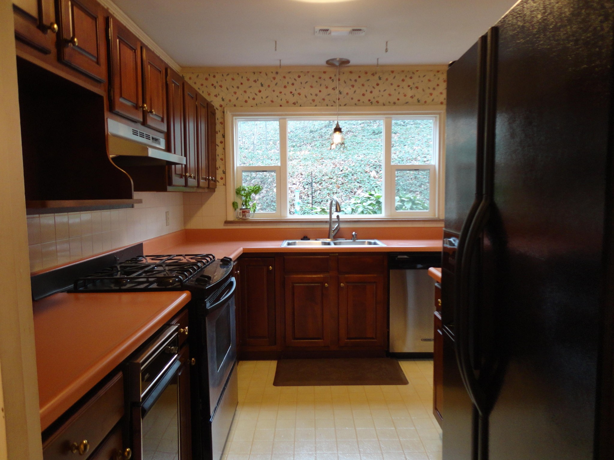 605 Hemlock Road Southwest Knoxville, TN 37919 - Photo 6 of 32 Gallery Image 6