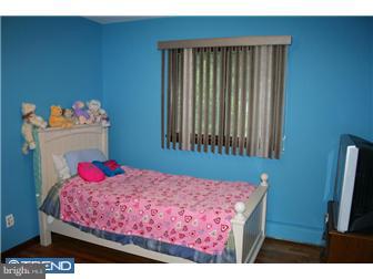 160 Upper Ferry Road Ewing, NJ 08618 - Photo 6 of 10 Bedroom 2