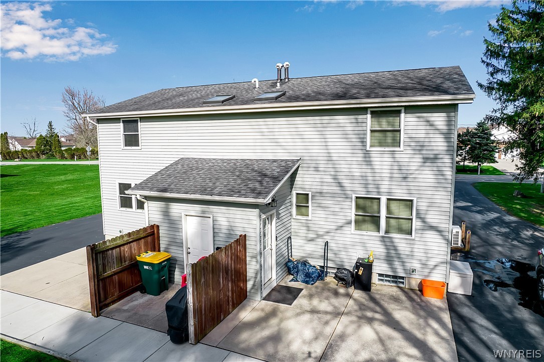 6000 Newhouse Road Clarence, NY 14051 - Photo 11 of 44