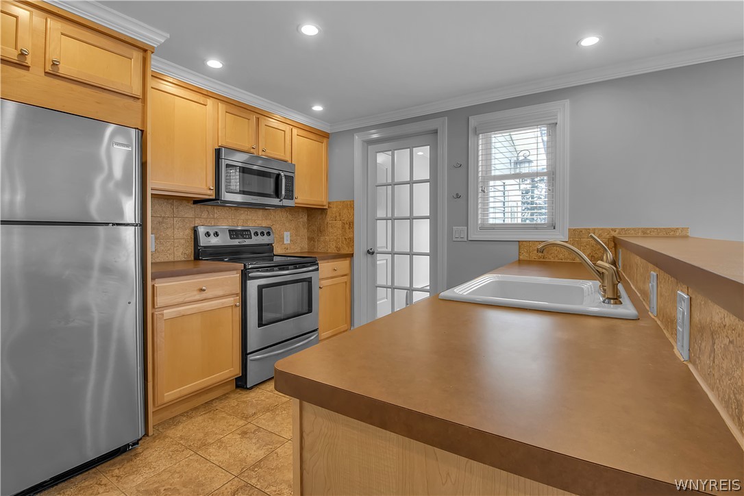 6000 Newhouse Road Clarence, NY 14051 - Photo 12 of 44