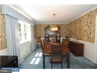 2071 Hilltop Road Bethlehem, PA 18015 - Photo 3 of 12 Dining Room