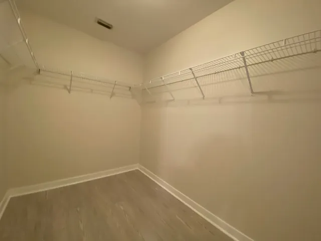 $2,250 | 417 Twin Lakes Lane, Destin, FL 32541