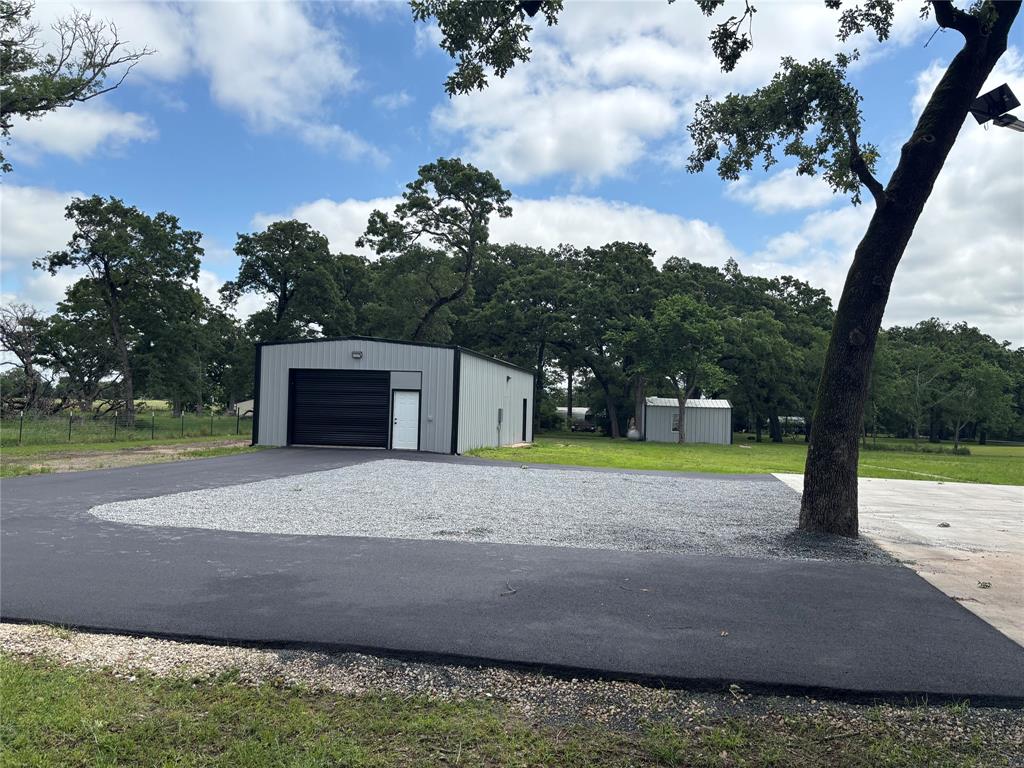 13827 Hiram Road Wills Point, TX 75169 - Photo 5 of 39 a view of outdoor space with garden