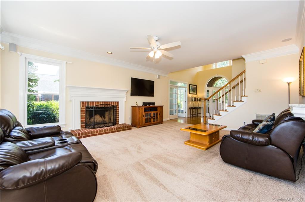 12120 Farnborough Road Huntersville, NC 28078 - Photo 11 of 24 Gallery Image 11