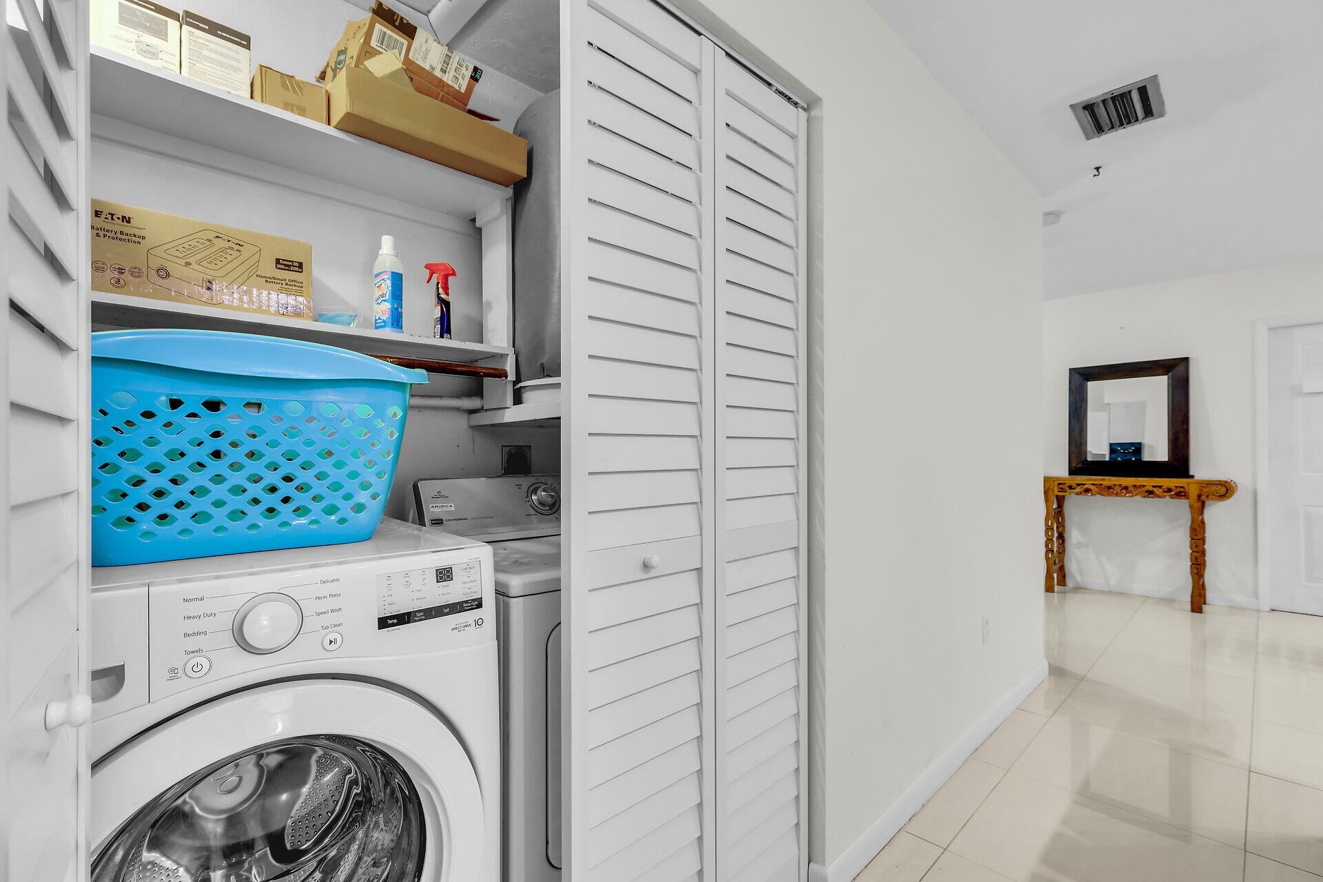 1044 Gibraltar Road Key Largo, FL 33037 - Photo 22 of 29 a utility room with dryer and washer
