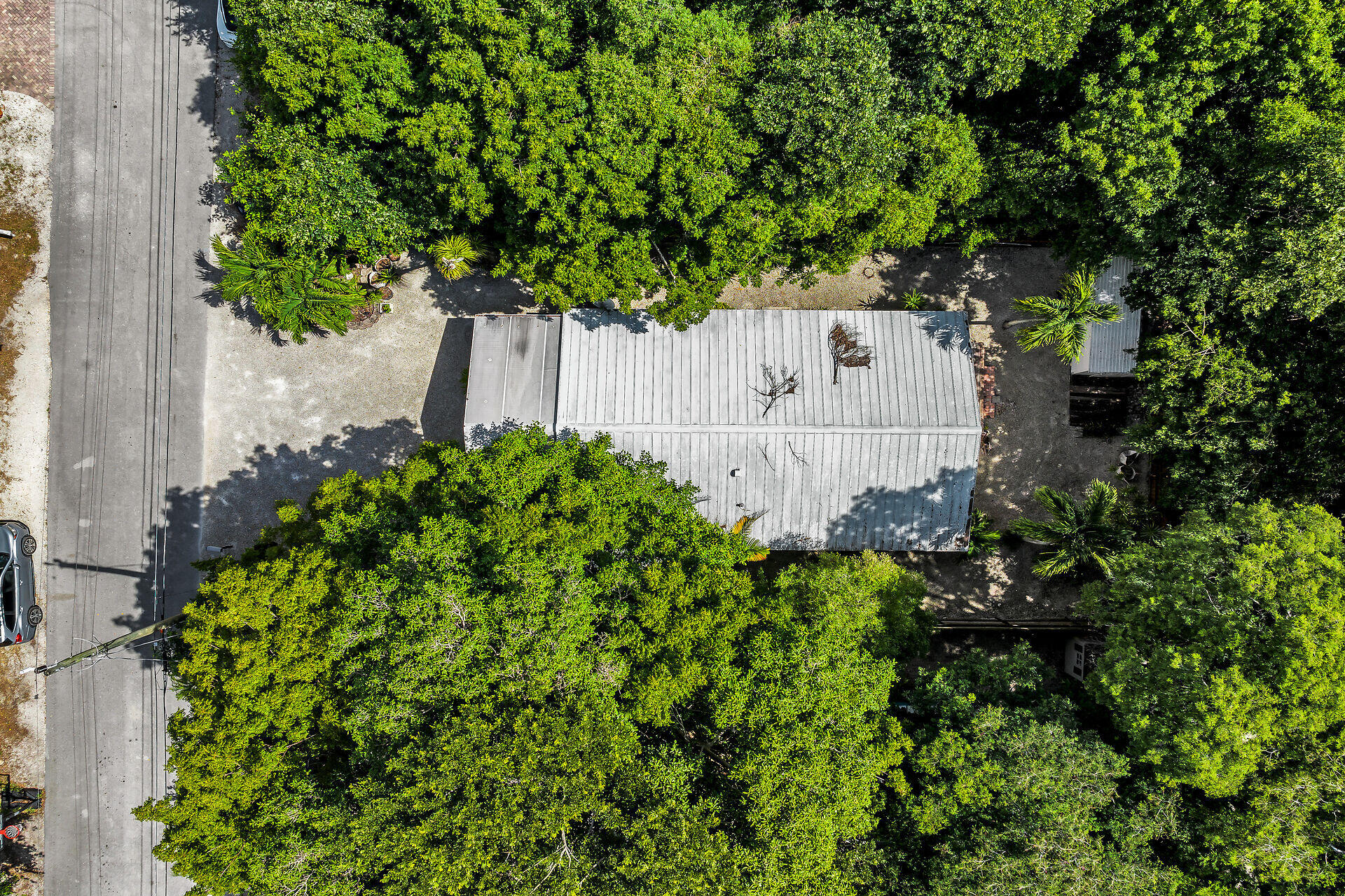 1044 Gibraltar Road Key Largo, FL 33037 - Photo 27 of 29 a garden view