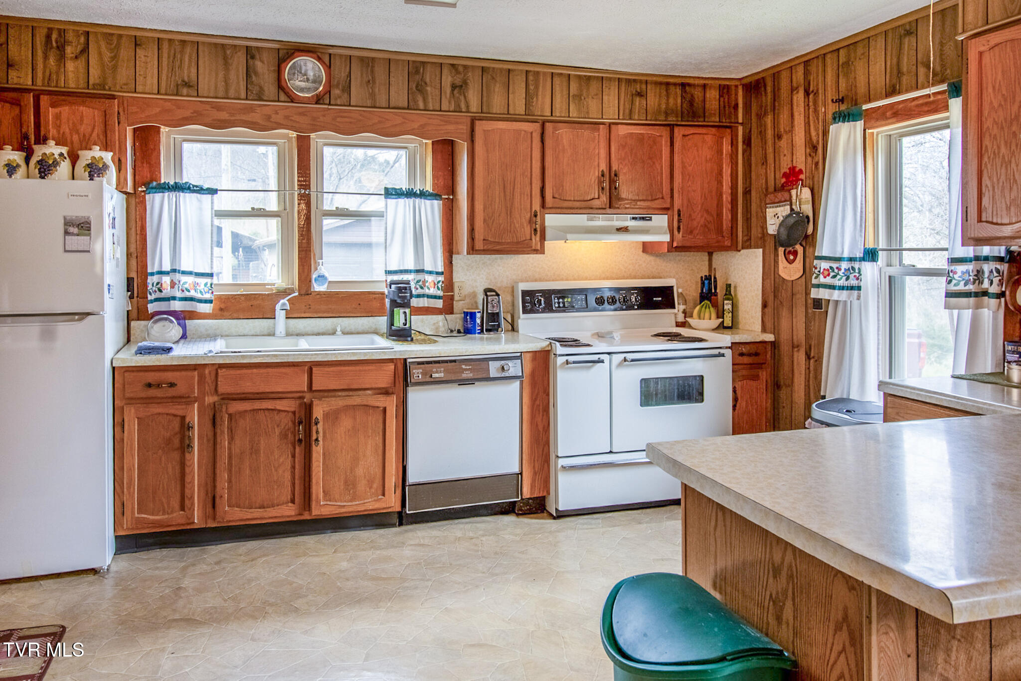 2911 Kingdom Road Duffield, VA 24244 - Photo 21 of 39 IMG_0799-HDR_IMG_0805-HDR_Hdr