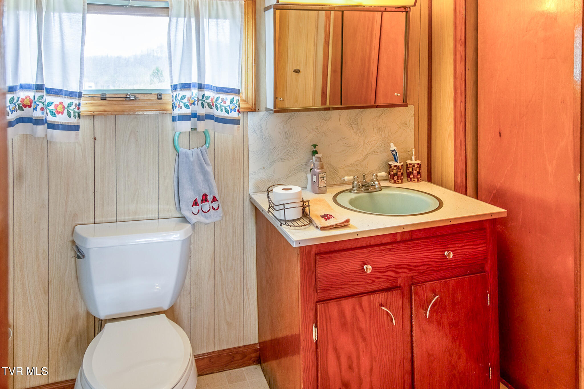 2911 Kingdom Road Duffield, VA 24244 - Photo 34 of 39 IMG_0817-HDR