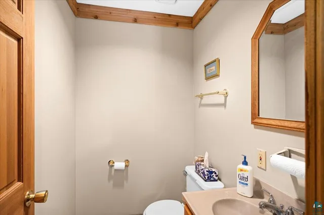 $689,900 | 5722 Homestead Road, Duluth, MN 55804