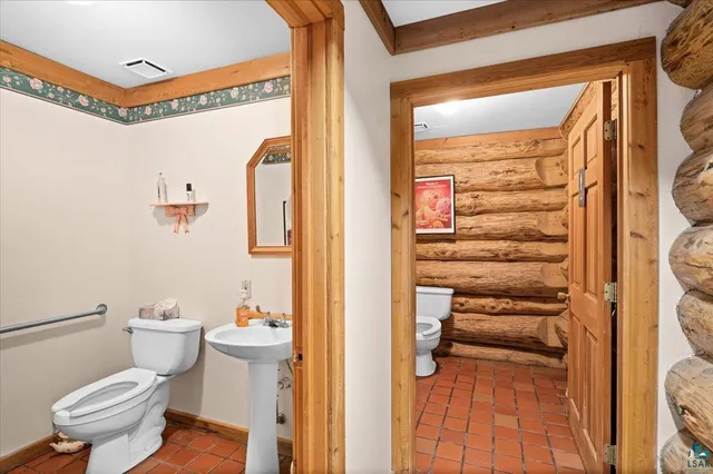 $689,900 | 5722 Homestead Road, Duluth, MN 55804