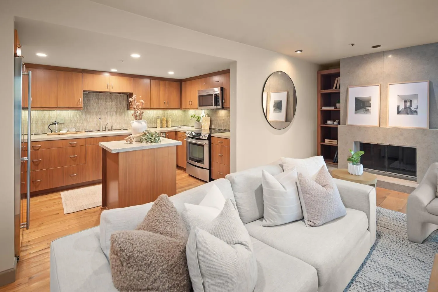 1221 Parker Place, Unit 15 San Diego, CA 92109 - Photo 18 of 62 Gallery Image 18