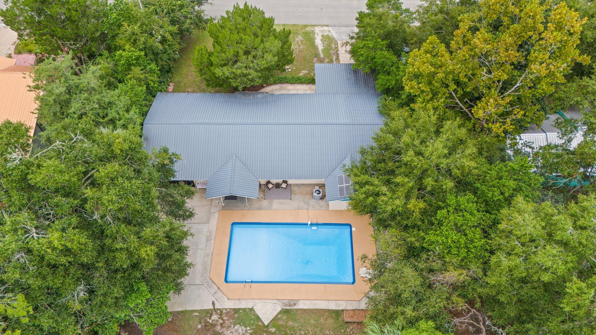 606 3rd Street Carrabelle, FL 32322 - Photo 38 of 45 62-web-or-mls-DJI_20240916113015_0659_D