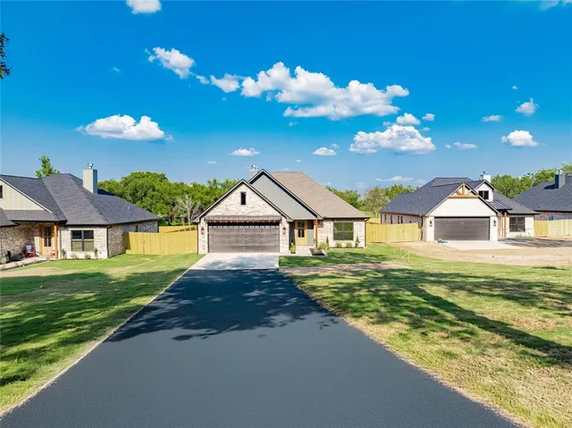 $418,900 | 6409 Mill Run Road, Athens, TX 75751