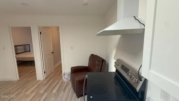 $649,000 | 9 Broadway, Schenectady, NY 12305