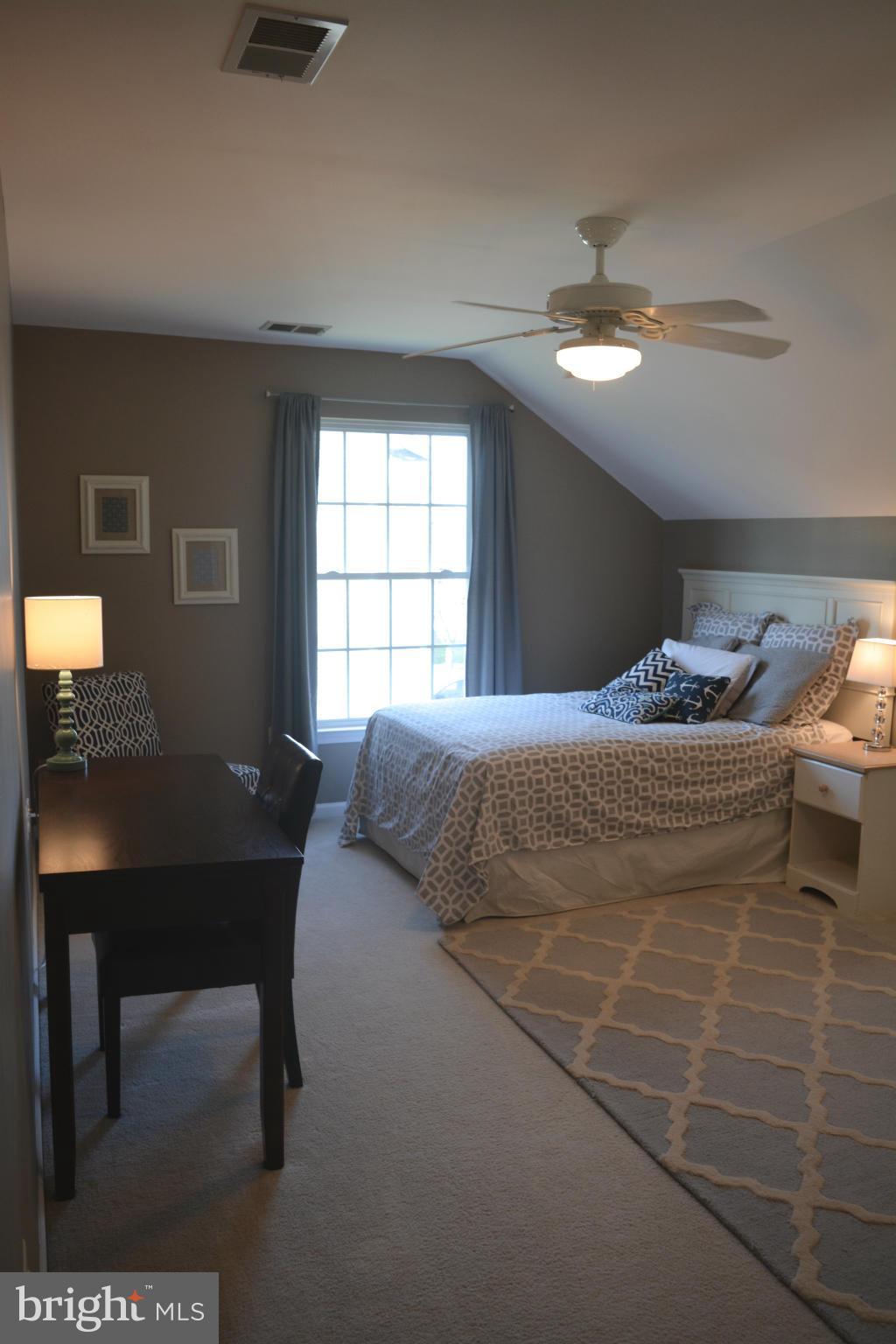 9205 Big Springs Loop Bristow, VA 20136 - Photo 12 of 29 Bedroom