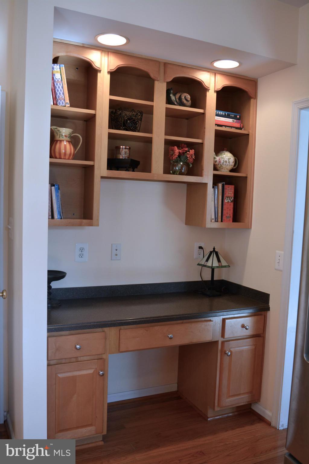 9205 Big Springs Loop Bristow, VA 20136 - Photo 10 of 29 Kitchen