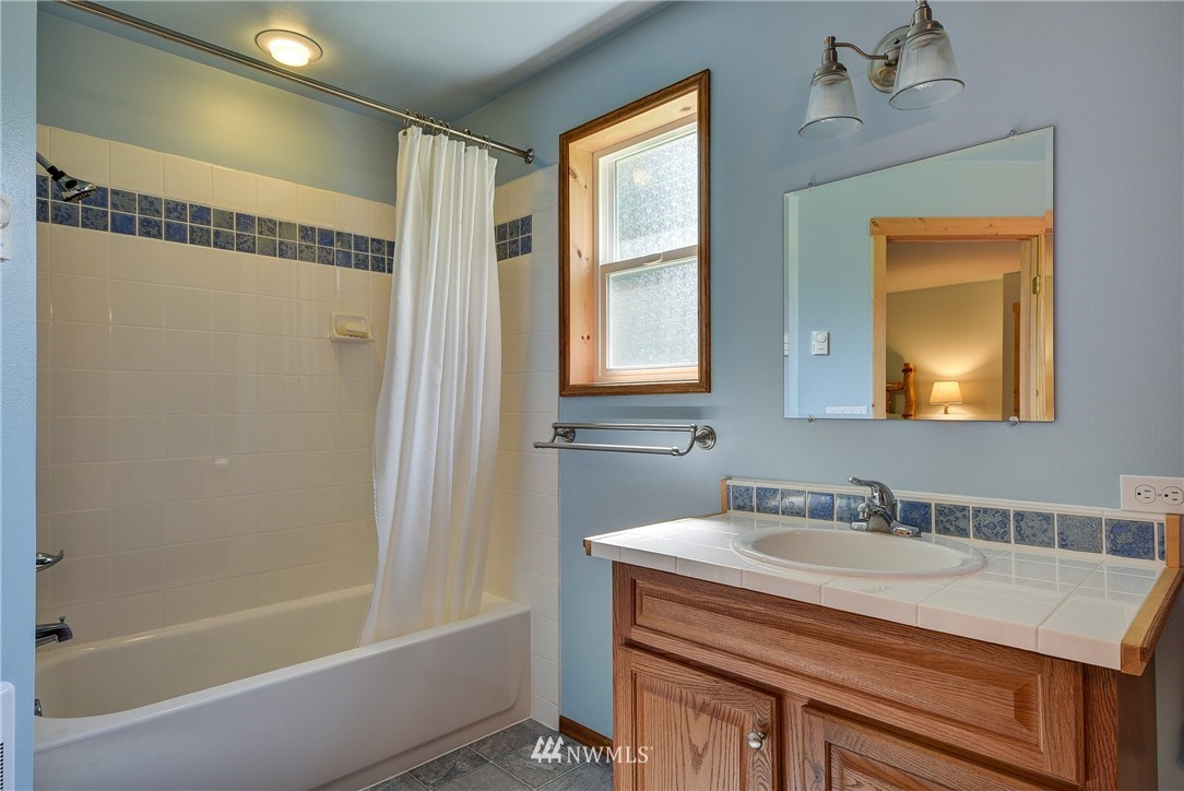 431 Sycamore Road Coupeville, WA 98239 - Photo 14 of 25 Gallery Image 14
