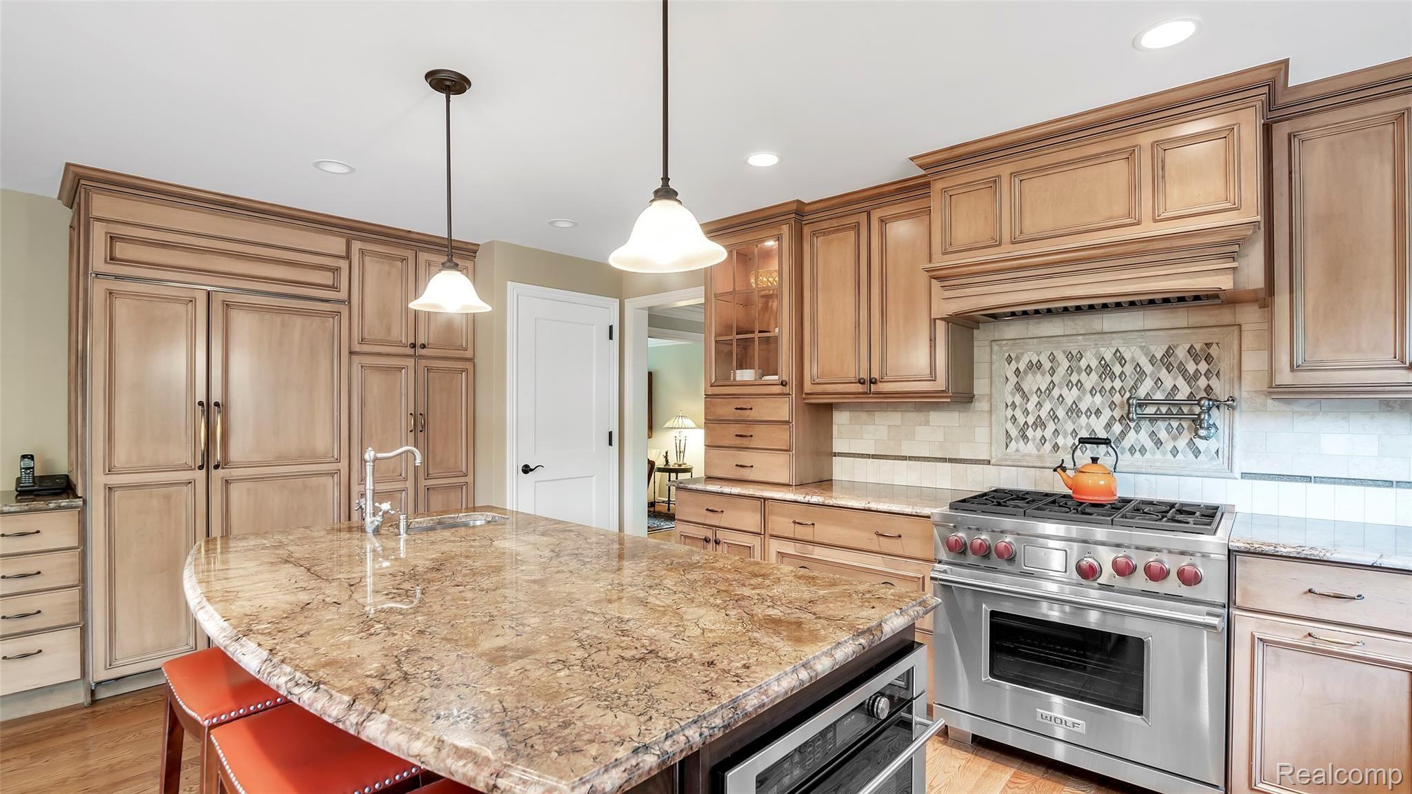 21559 Purlingbrook Road Novi, MI 48375 - Photo 16 of 56 21559-Purlingbrook-Rd-Novi-MI-48375-windowstill-16.jpg