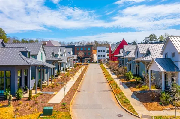 a view of a house with swimming pool