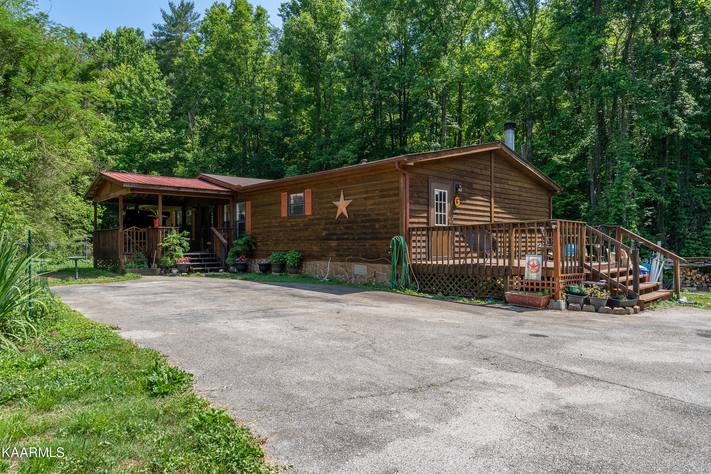 232 Shady Road Oliver Springs, TN 37840 - Photo 1 of 19 A7303686-HDR