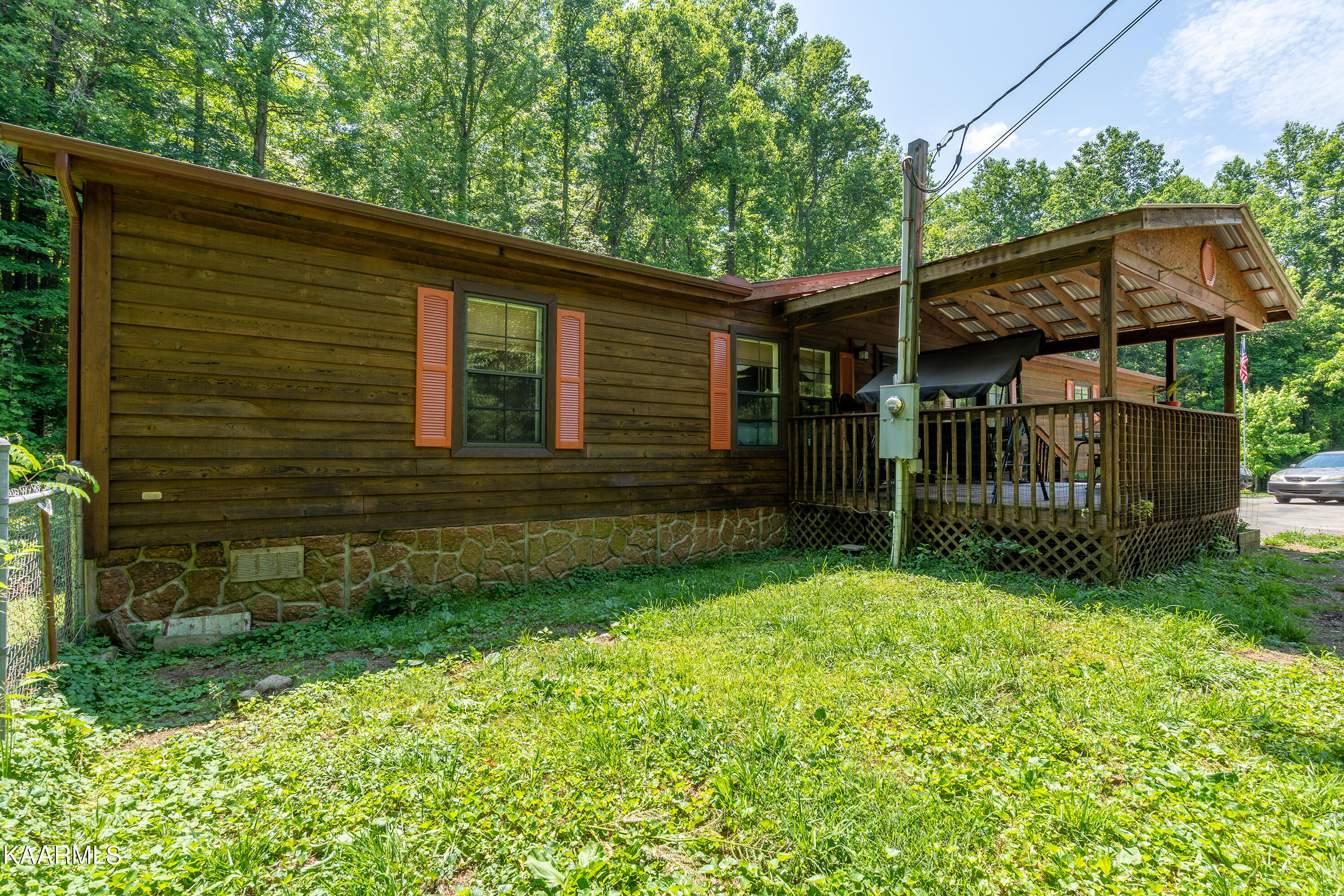 232 Shady Road Oliver Springs, TN 37840 - Photo 2 of 19 A7303650-HDR