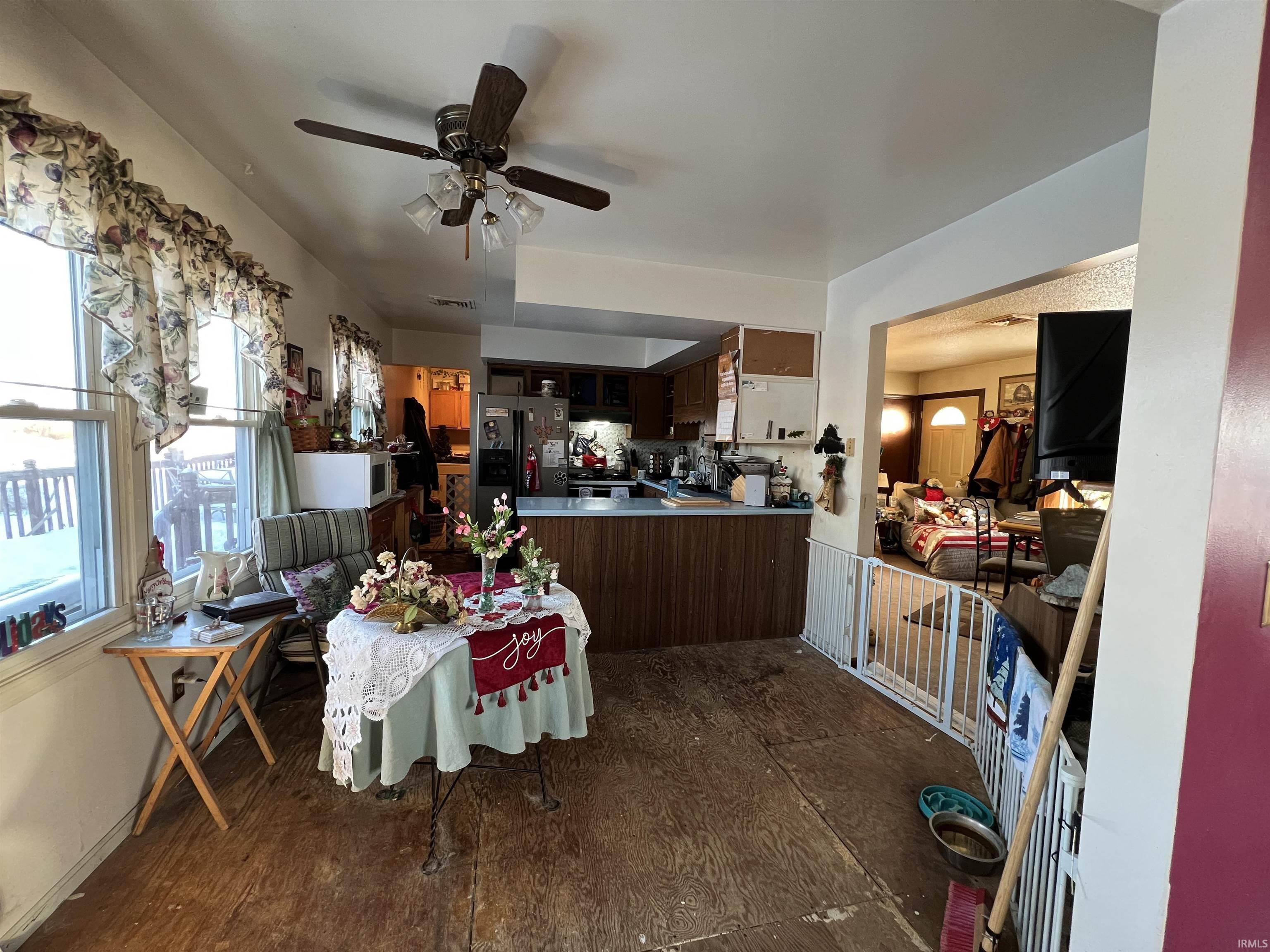 10116 Yoder Road Yoder, IN 46798 - Photo 6 of 25