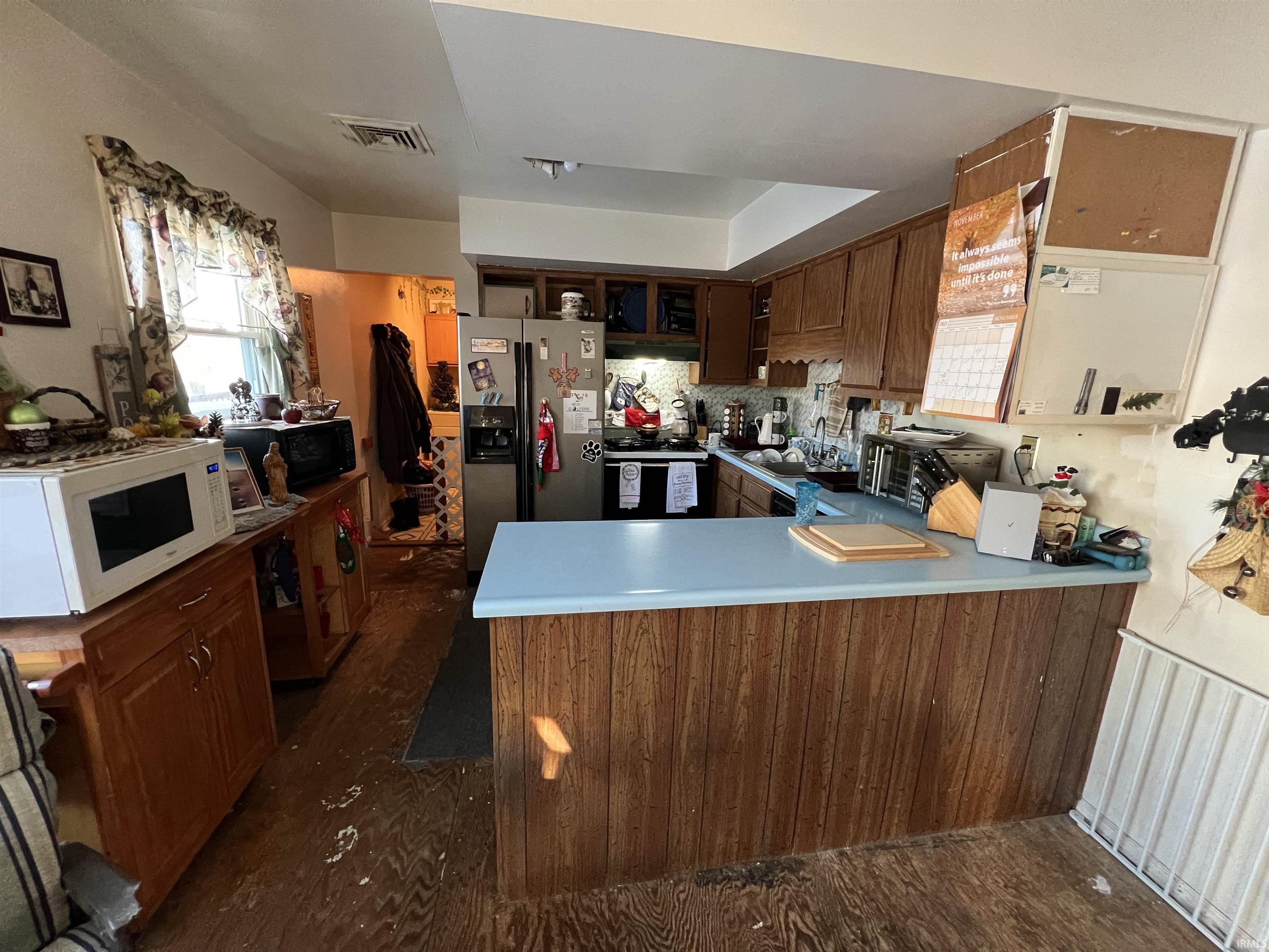 10116 Yoder Road Yoder, IN 46798 - Photo 7 of 25