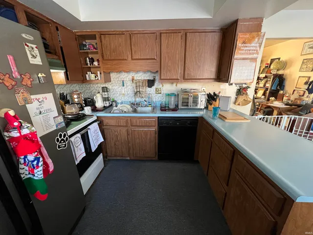 $173,000 | 10116 Yoder Road, Yoder, IN 46798