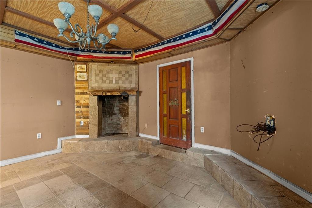 263 Buncombe-Waco Road Waco, GA 30182 - Photo 14 of 20 a view of an empty room