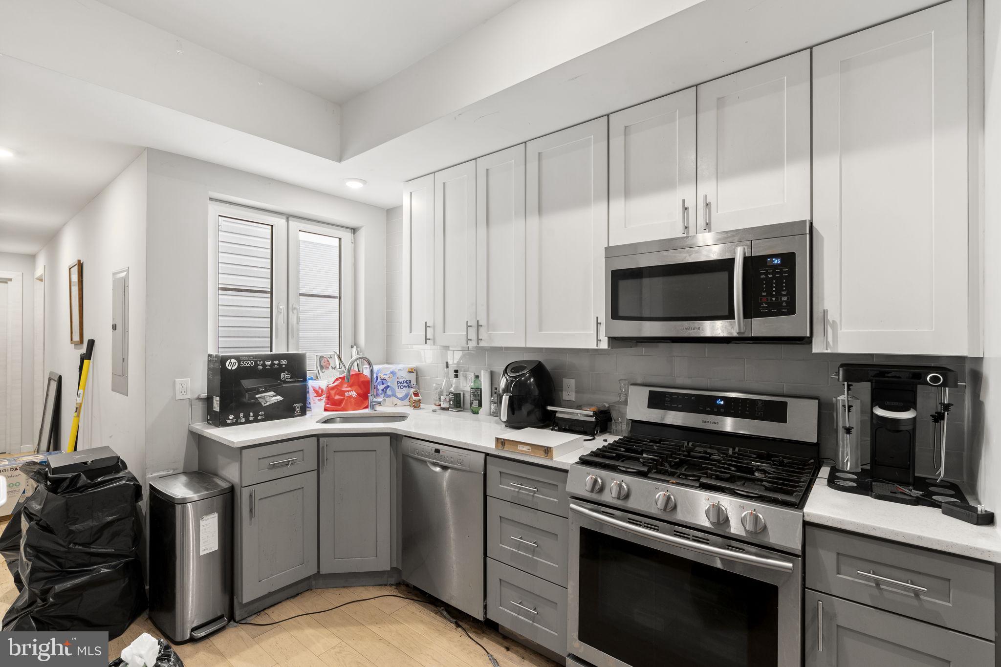 2142 Master Street, Unit B Philadelphia, PA 19121 - Photo 2 of 16