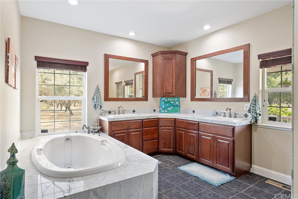 9765 Fimple Road Chico, CA 95928 - Photo 22 of 74 Gallery Image 22