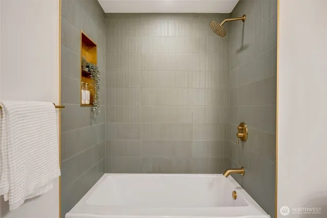 $1,091,500 | 20126 81st Avenue West, Edmonds, WA 98026