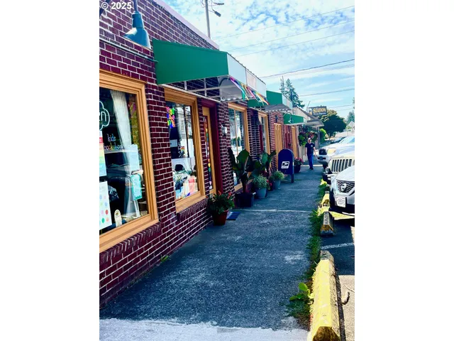 $522,900 | 15316 Southeast Lee Avenue, Milwaukie, OR 97267