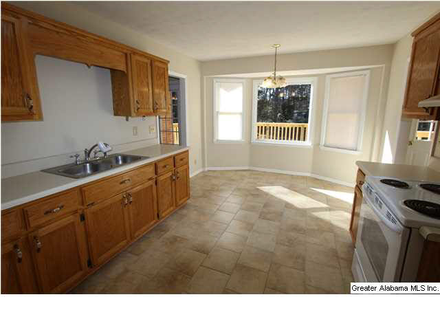 104 Shamrock Road Anniston, AL 36207 - Photo 4 of 31 Gallery Image 4