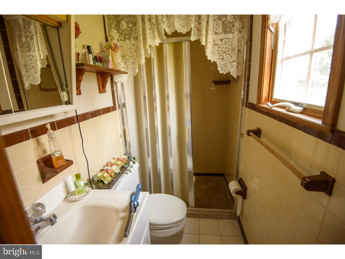 221 Moyer Road Perkasie, PA 18944 - Photo 12 of 25 Gallery Image 12