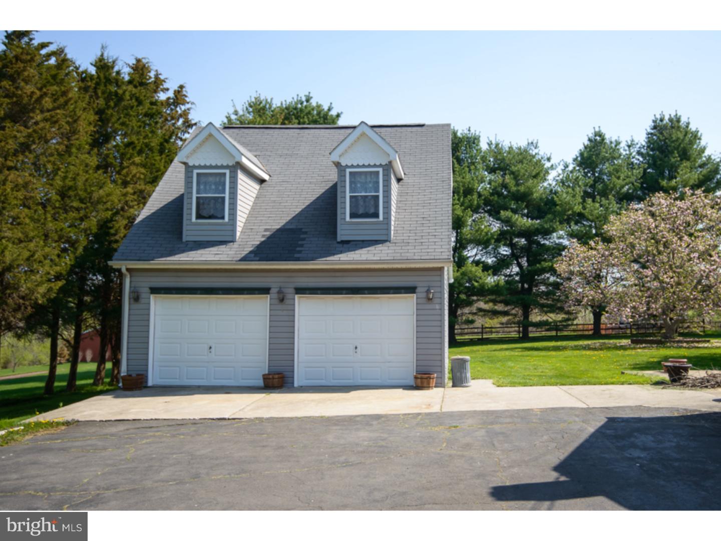 221 Moyer Road Perkasie, PA 18944 - Photo 3 of 25 Gallery Image 3