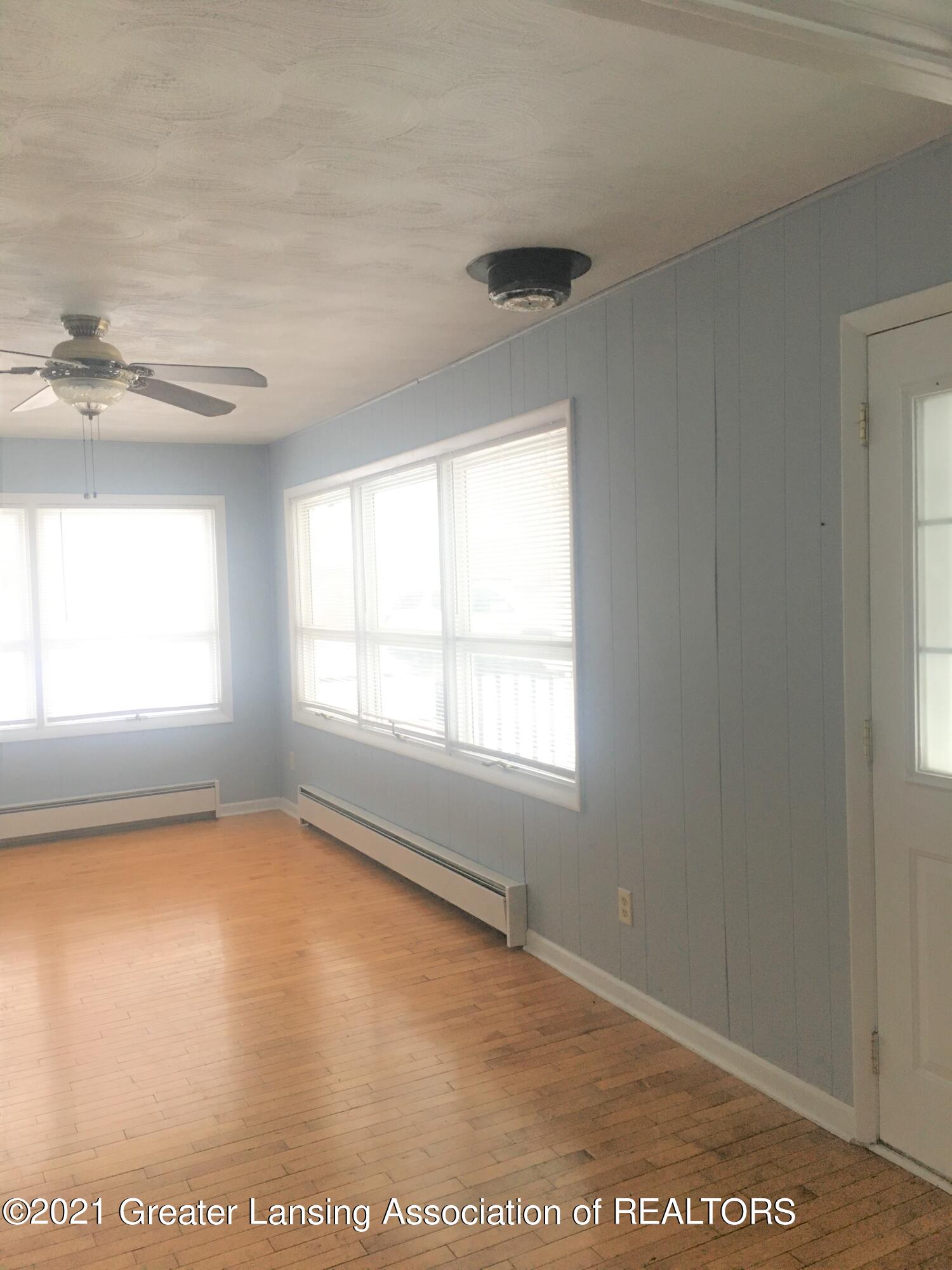 11501 South Sunfield Road Portland, MI 48875 - Photo 13 of 44 IMG_2506 (2)